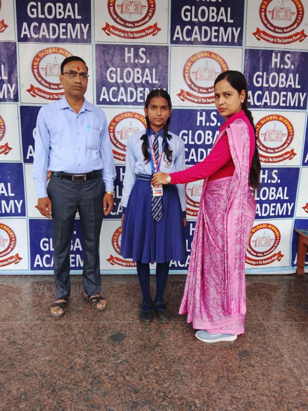 CLASS 6TH PTM BEST PRIZE DISTRABUTE